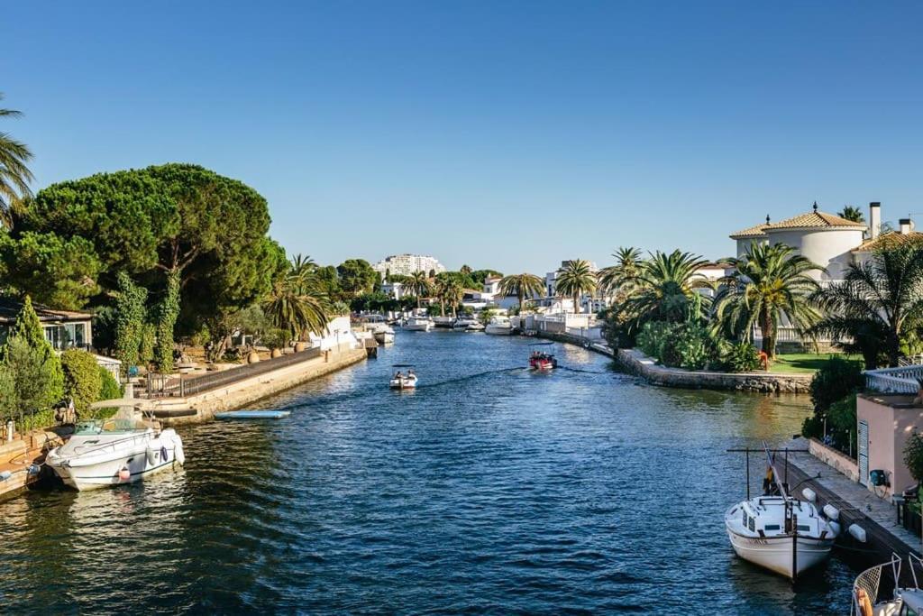 Lindo Apartamento Con Vistas Al Puerto Mistral Empuriabrava Εξωτερικό φωτογραφία